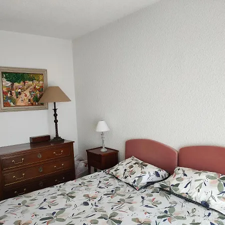 Le Syracuse Pinede أنتيب